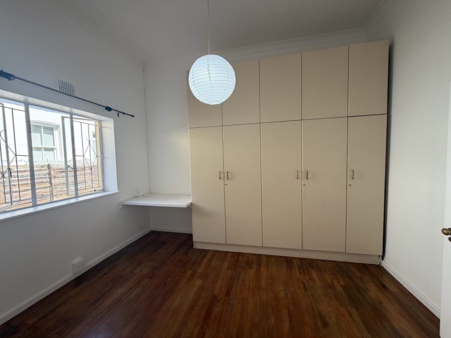 To Let 4 Bedroom Property for Rent in Rondebosch Village Western Cape